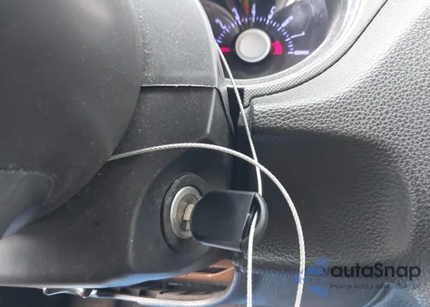 2012 Ford Mustang V6 из США, поврежденный, VIN 1ZVBP8EM1C5237213